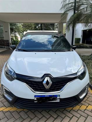 RENAULT CAPTUR 1.6 16V SCE FLEX LIFE X-TRONIC RENAULT CAPTUR 1.6 16V SCE FLEX LIFE X-TRONIC
